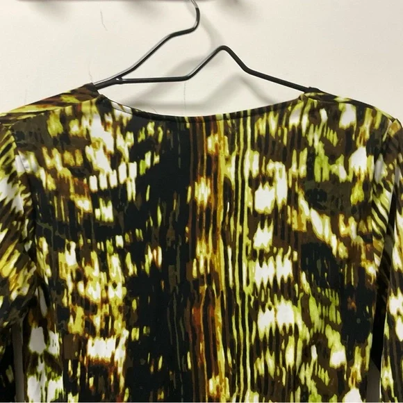 Cool Grace Elements Brown Yellow & Black Pleated Accent Polyester Spandex Top! - Picture 9 of 11